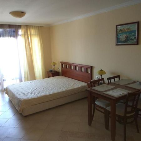 Santa Marina Holiday Village,211-40,411-42,411-43 Sozopol Exterior foto